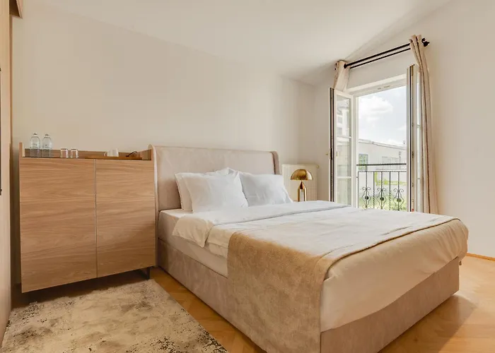Апарт-отель Premium - Schoenbrunn 3*